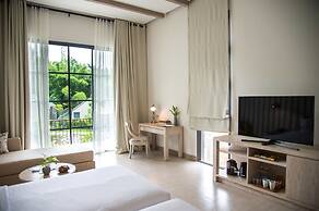 Flora Creek Resort & Garden Chiang Mai