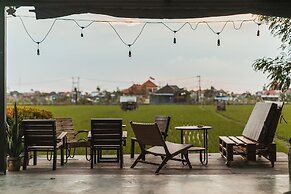 Big Brother Surf Inn