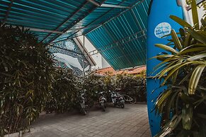 Big Brother Surf Inn