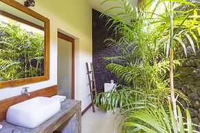 Big Brother Surf Inn