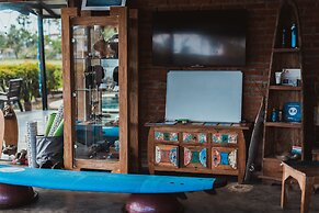 Big Brother Surf Inn