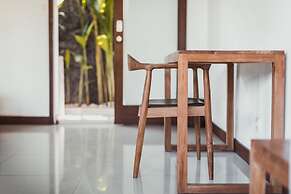 Big Brother Surf Inn