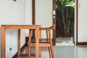 Big Brother Surf Inn