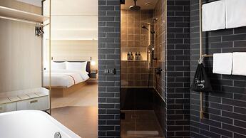 Ruby Emma Hotel Amsterdam By IHG