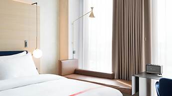 Ruby Emma Hotel Amsterdam By IHG