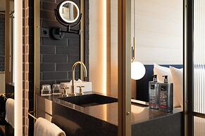 Ruby Emma Hotel Amsterdam By IHG