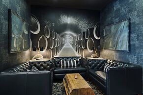 Oxford Suites Sonoma County