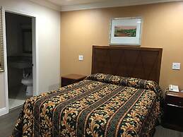 Fullerton Lodge