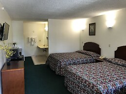 Fullerton Lodge