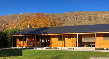 Kingston TOP 10 Holiday Park