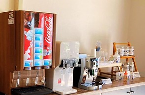 LOW COST RESORT MANZA BEACH