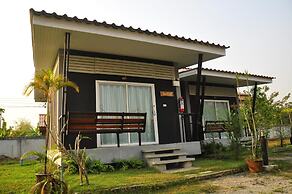 Chiang Rai Khuakrae Resort