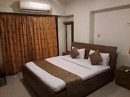 Dragonfly Apartments Emerald