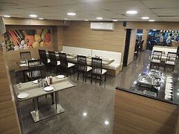 Central Beacon Hotel Surat