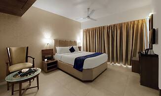 Central Beacon Hotel Surat