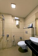 Central Beacon Hotel Surat