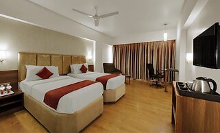 Central Beacon Hotel Surat