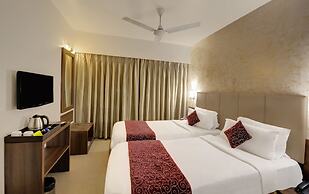 Central Beacon Hotel Surat