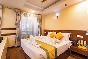 Yellow Pagoda Hotel
