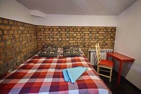 Guest House Gallery and More