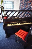 Guest House Gallery and More