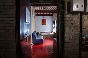 Guest House Gallery and More