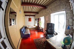 Guest House Gallery and More