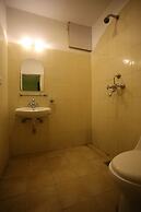 Hotel Ananda Inn