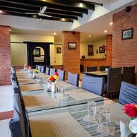 Hotel Ananda Inn