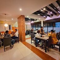 Hotel Ananda Inn