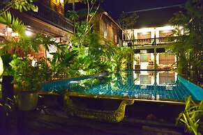 Hongkhao Village