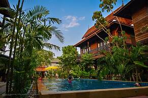 Hongkhao Village