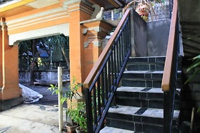 Chillin Kuta Homestay