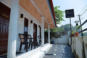 Baywatch Beach Resort