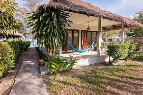 Mumsa Beach Resort & Restaurant