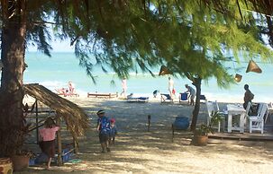 Mumsa Beach Resort & Restaurant