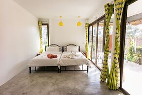 Mumsa Beach Resort & Restaurant