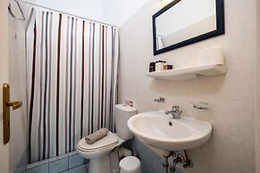 Anemomylos Residence