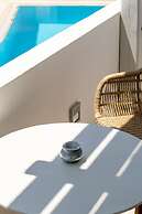 Anemomylos Residence