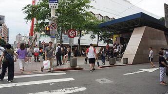 Chian Huei Business Hotel