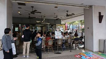 Chian Huei Business Hotel