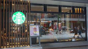 Chian Huei Business Hotel