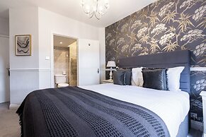 Mount Pleasant Hotel