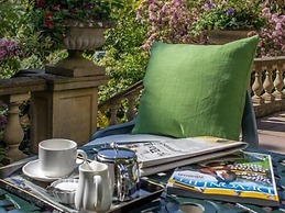 Mount Pleasant Hotel