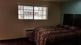 Luxury Inn & RV Park