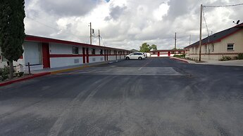 Luxury Inn & RV Park