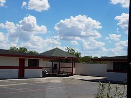 Luxury Inn & RV Park