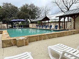 Gruene Cottages