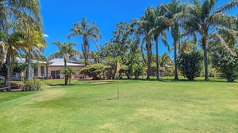 The Swan Valley Hotel