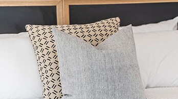 The Swan Valley Hotel